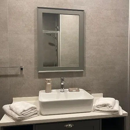 Luxry *